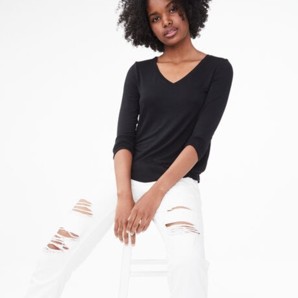 Aeropostale Tops - Aeropostale seriously soft v-neck  long sleeve top